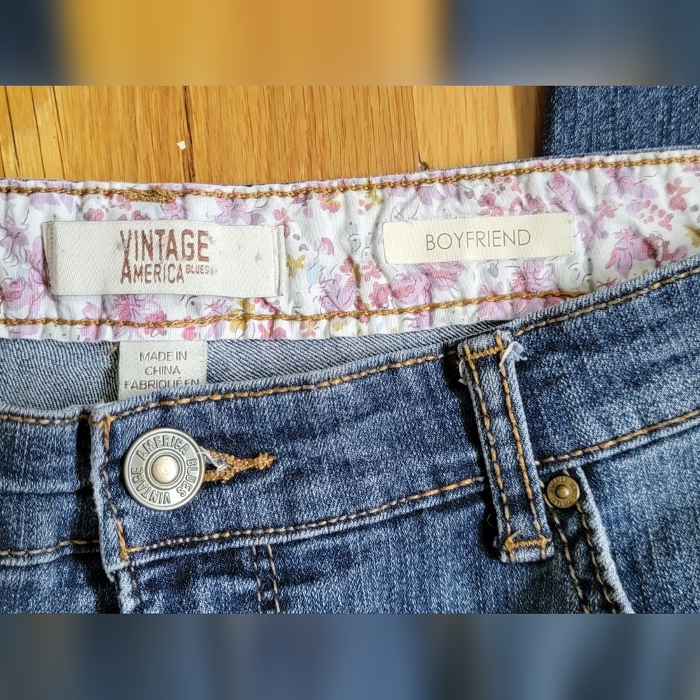 Vintage America Boyfriend Size 6/28 Jeans